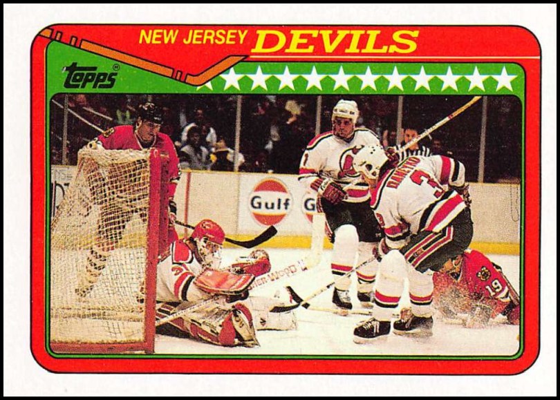 90T 284 New Jersey Devils Team.jpg